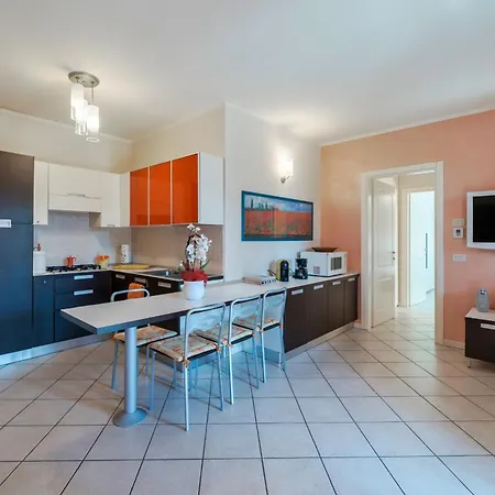 Sisy By The - Con Piscina E Wifi Apartament Sirmione