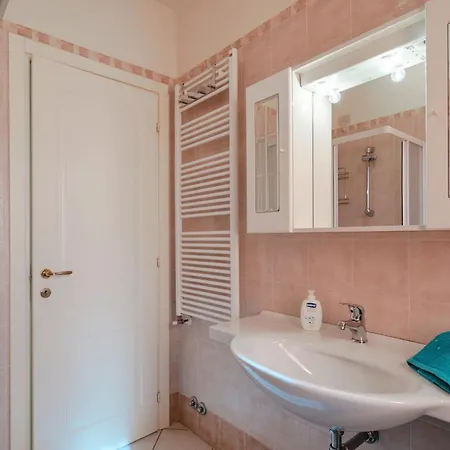 Apartment Sisy By The - Con Piscina E Wifi *